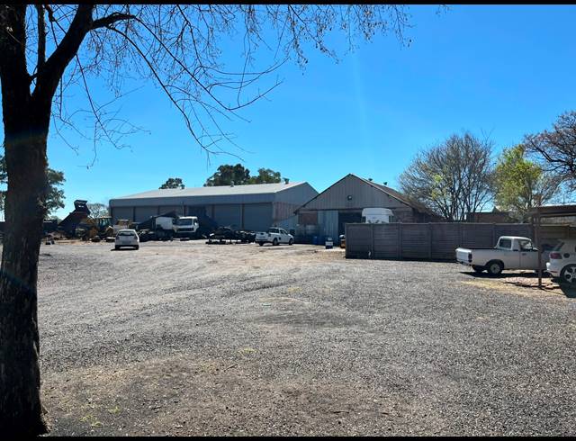 1,000M² WAREHOUSE FOR SALE IN WITPOORT ESTATES